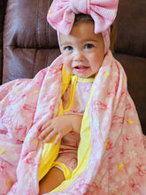 Load image into Gallery viewer, Blayklee Bear quilted Blanket