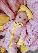 Load image into Gallery viewer, Blayklee Bear quilted Blanket