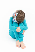 Load image into Gallery viewer, Ocean Oasis Alligator clip Bows