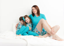 Load image into Gallery viewer, Ocean Oasis Women's Biker shorts