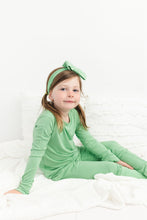 Load image into Gallery viewer, Grassy Green Long Sleeve 2 Piece Pjs