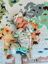 Load image into Gallery viewer, World Map Adult Quilted Blanket