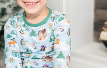 Load image into Gallery viewer, Snowy slopes 2-Piece Long Sleeve Pjs