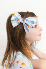 Load image into Gallery viewer, Weather Warriors Bamboo Alligator Clip Bows