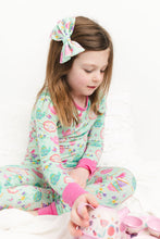 Load image into Gallery viewer, Tea Three Bamboo Alligator Clip Bows