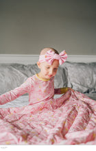 Load image into Gallery viewer, Blayklee Bear quilted Blanket