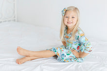 Load image into Gallery viewer, Tiny Town Girls Dress with bottoms