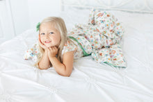 Load image into Gallery viewer, Garden Gnomes Quilted Blanket