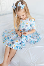 Load image into Gallery viewer, Weather Warriors Bamboo Alligator Clip Bows