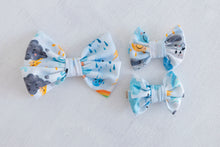 Load image into Gallery viewer, Weather Warriors Bamboo Alligator Clip Bows