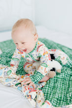 Load image into Gallery viewer, Barnyard Besties quilted Blanket