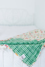 Load image into Gallery viewer, Barnyard Besties quilted Blanket