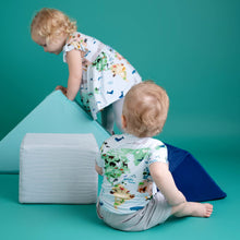 Load image into Gallery viewer, World Map 3-Piece Jogger Daywear