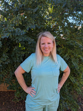 Load image into Gallery viewer, Minty Mint Women's Short sleeve pocket Shirt