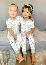 Load image into Gallery viewer, Busy Bugs 2-Piece Short Sleeve Pjs