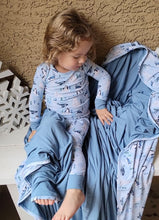 Load image into Gallery viewer, Winter Wonder Blanket