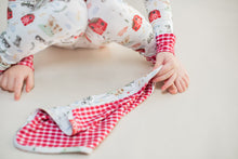 Load image into Gallery viewer, Friendly Farm Lovey