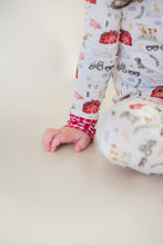 Load image into Gallery viewer, Friendly Farm 2-Piece Long Sleeve Pjs