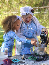 Load image into Gallery viewer, Winter Wonder Aprons