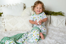 Load image into Gallery viewer, Busy Bugs Blanket