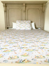 Load image into Gallery viewer, Pooh Pals Twin Fitted Sheet Plus Pillowcase
