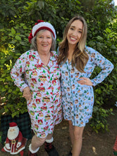 Load image into Gallery viewer, Santa&#39;s Village Women&#39;s nightgown
