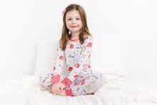 Load image into Gallery viewer, Friendly Farm 2-Piece Long Sleeve Pjs
