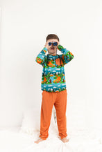 Load image into Gallery viewer, Camping Critters 4-Piece Jogger Daywear
