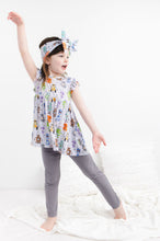 Load image into Gallery viewer, Zoomie Zots 3-Piece Peplum Set
