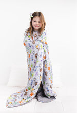 Load image into Gallery viewer, Zoomie Zots Quilted Blanket
