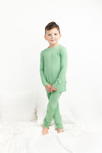 Load image into Gallery viewer, Grassy Green Long Sleeve 2 Piece Pjs
