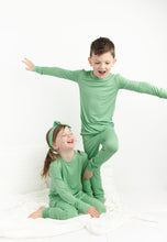 Load image into Gallery viewer, Grassy Green Long Sleeve 2 Piece Pjs
