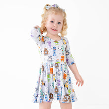 Load image into Gallery viewer, Zoomie Zots Bamboo Alligator Clip Bows
