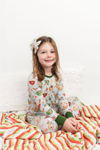 Load image into Gallery viewer, Grey Cocoa Cups 2-Piece Long Sleeve Pjs
