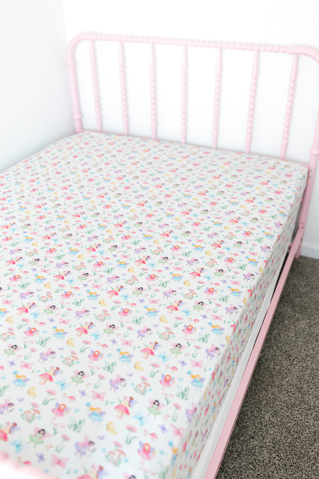 Fluttering Fairies Crib Sheet