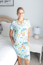 Load image into Gallery viewer, World Map Short Sleeve Women&#39;s nightgown
