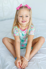 Load image into Gallery viewer, Tea Three 2-Piece Shorts Pj
