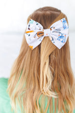 Load image into Gallery viewer, Zoomie Zots Bamboo Alligator Clip Bows

