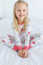 Load image into Gallery viewer, Friendly Farm 2-Piece Long Sleeve Pjs
