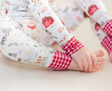 Load image into Gallery viewer, Friendly Farm 2-Piece Long Sleeve Pjs
